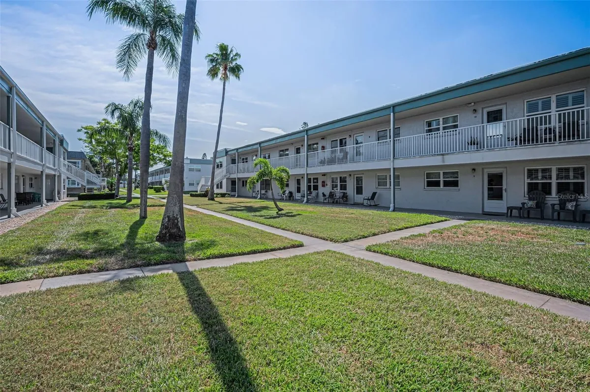 Property Slideshow image 1 of 54 | 5216 81st st 5, St Petersburg, FL, 33709