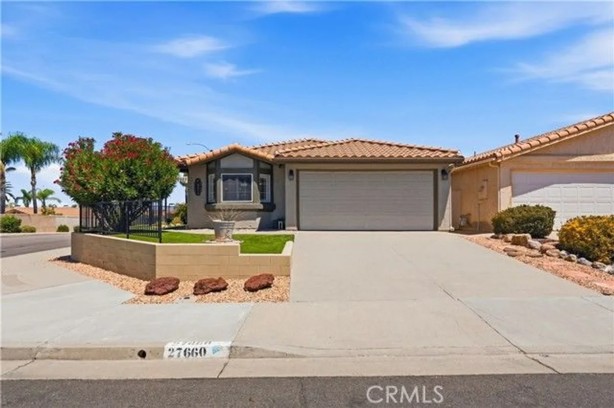 Property Slideshow image 1 of 42 | 27660 calle haberio, Menifee, CA, 92585