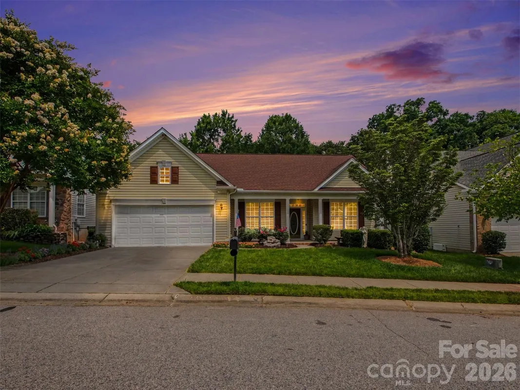 Property Slideshow image 1 of 47 | 834 platinum dr, Fort Mill, SC, 29708