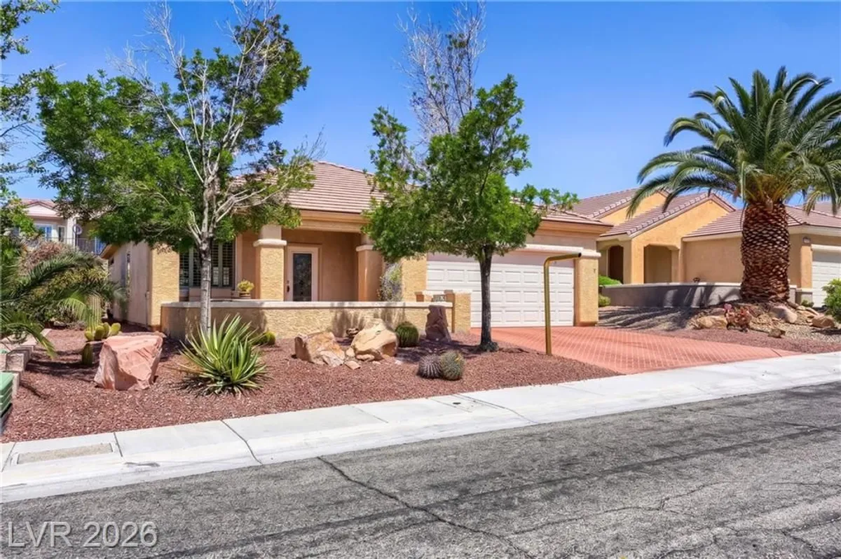 Property Slideshow image 1 of 46 | 2812 goldcreek st, Henderson, NV, 89052