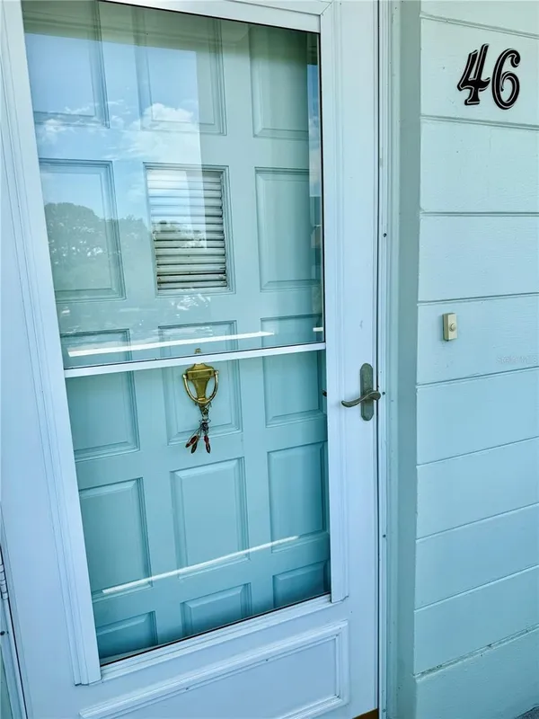 Property Slideshow image 1 of 38 | 2254 norwegian dr 46, Clearwater, FL, 33763