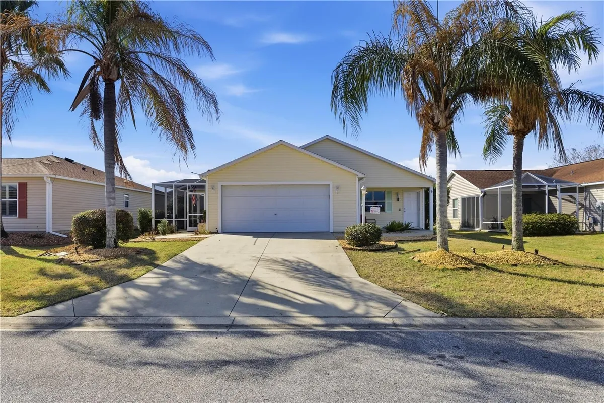 Property Slideshow image 1 of 24 | 1972 ashwood run, The Villages, FL, 32162