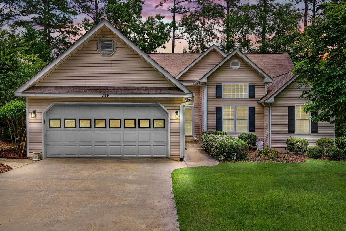 Property Slideshow image 1 of 37 | 219 fairway dr, Mccormick, SC, 29835