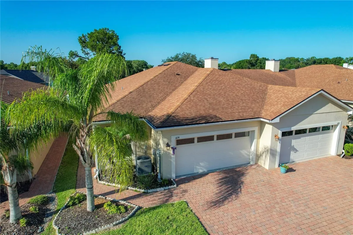 Property Slideshow image 1 of 50 | 1674 linz ct, Winter Haven, FL, 33884