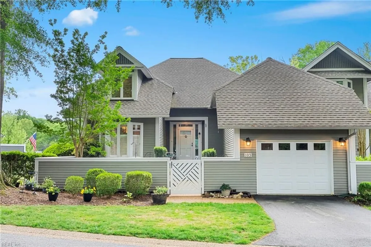 Property Slideshow image 1 of 50 | 103 moodys run, Williamsburg, VA, 23185