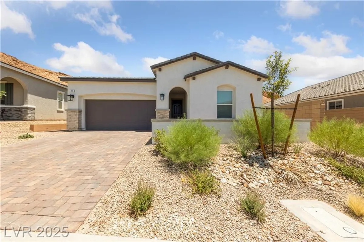 Property Slideshow image 1 of 49 | 80 cathedral wash pl, Henderson, NV, 89011