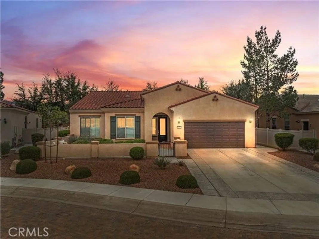 Property Slideshow image 1 of 49 | 10717 cumberland ct, Apple Valley, CA, 92308