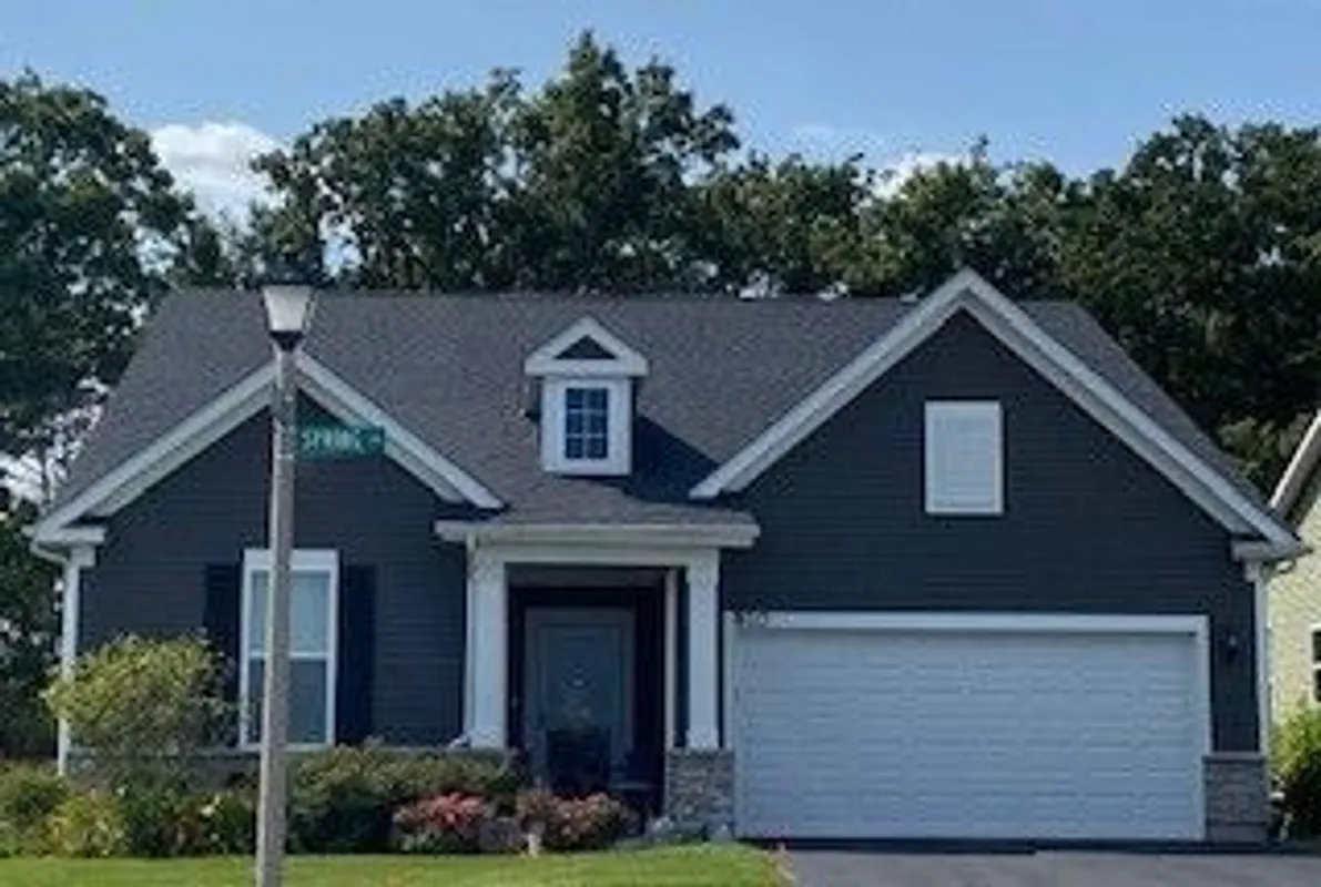 Property Slideshow image 1 of 16 | 2798 spring cir s, Lindenhurst, IL, 60046