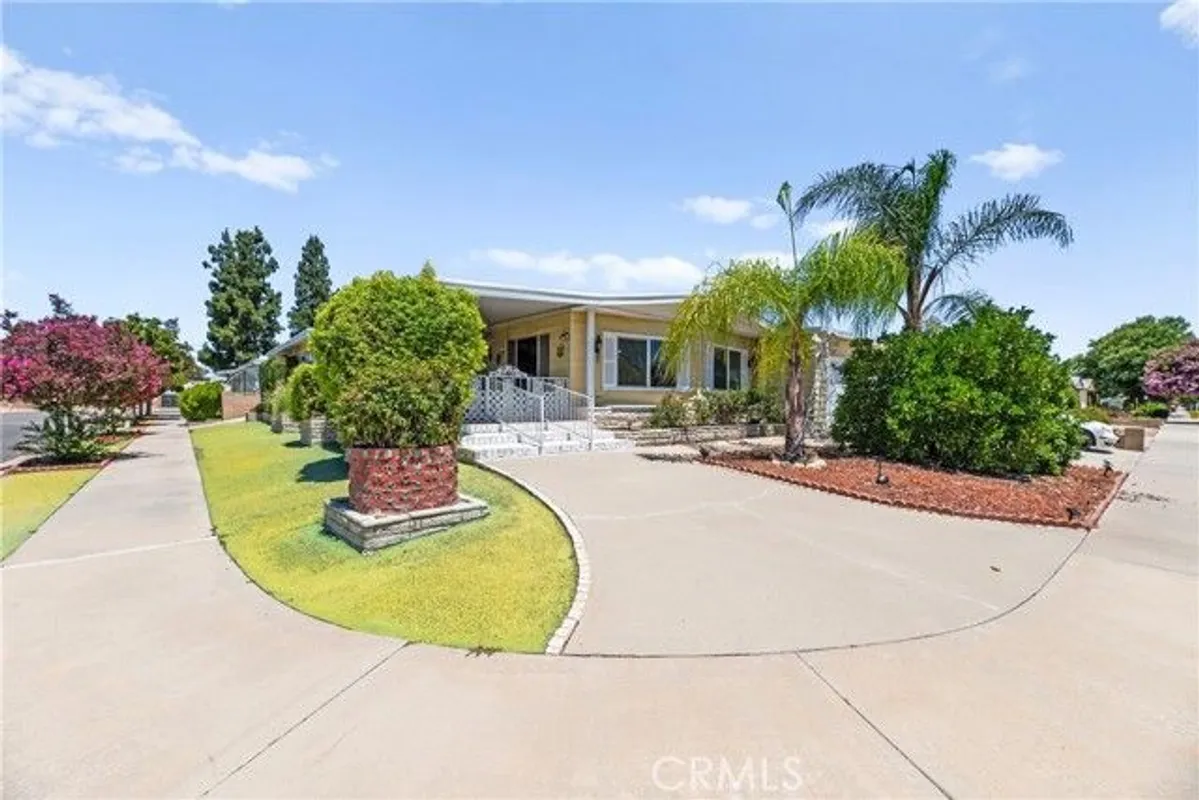 Property Slideshow image 1 of 60 | 2964 silver oak way, Hemet, CA, 92545