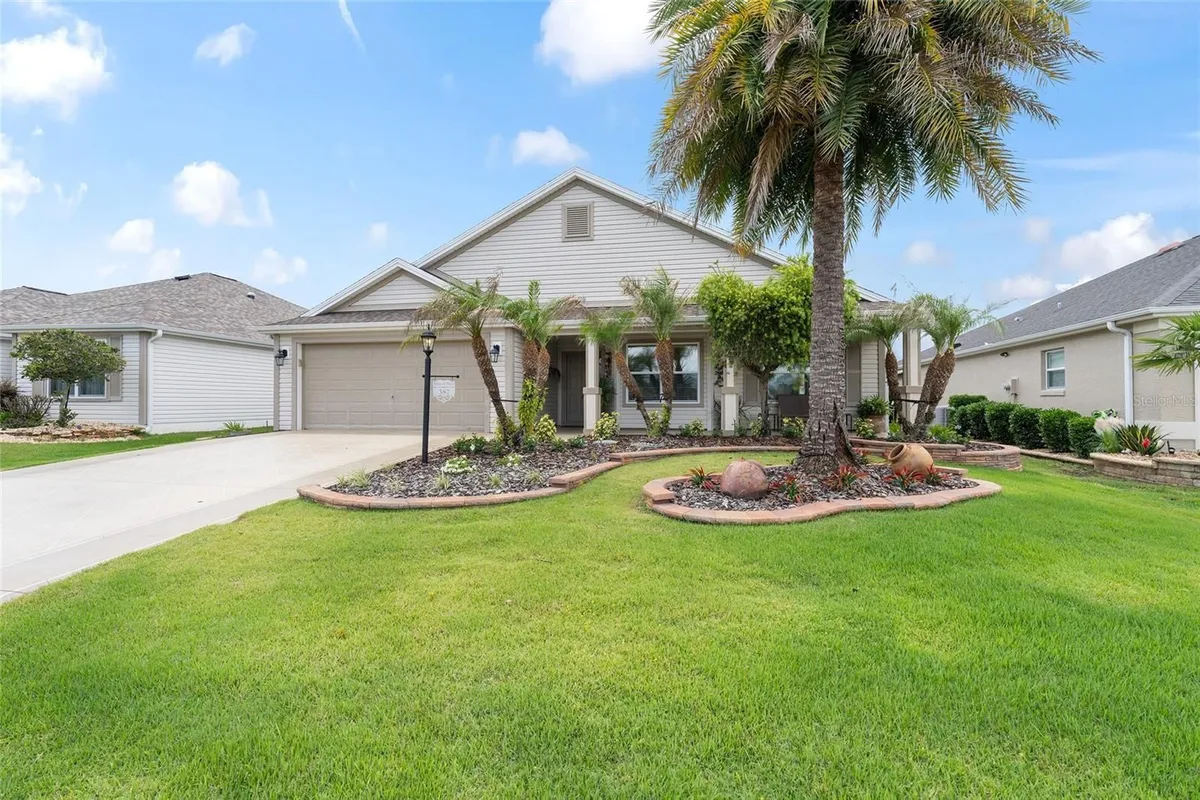Property Slideshow image 1 of 34 | 387 harlow ln, The Villages, FL, 32163