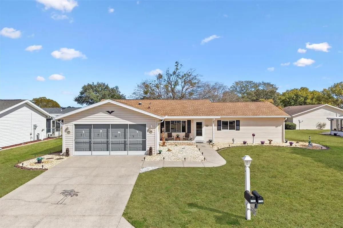 Property Slideshow image 1 of 44 | 17587 se 96th ct, Summerfield, FL, 34491