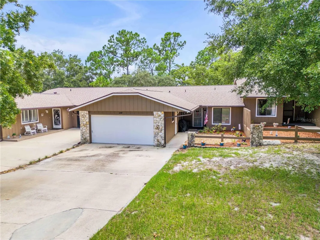Property Slideshow image 1 of 43 | 49 crooked pine rd, Port Orange, FL, 32128