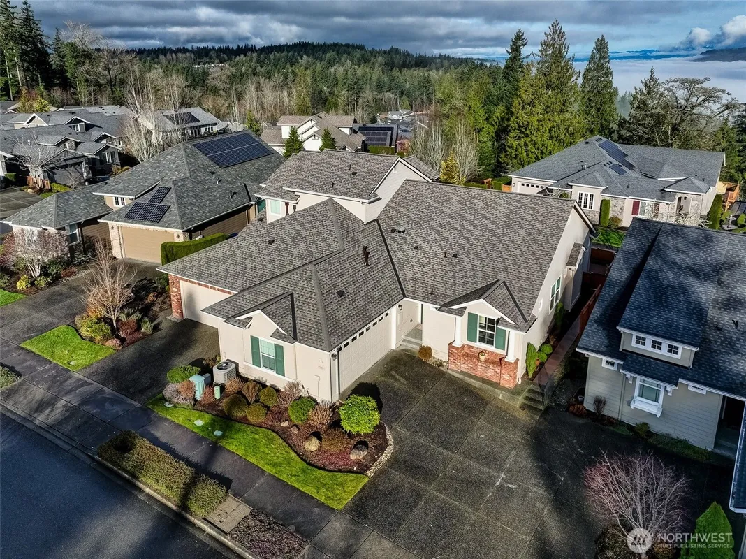 Property Slideshow image 1 of 37 | 12324 big leaf way, Redmond, WA, 98053
