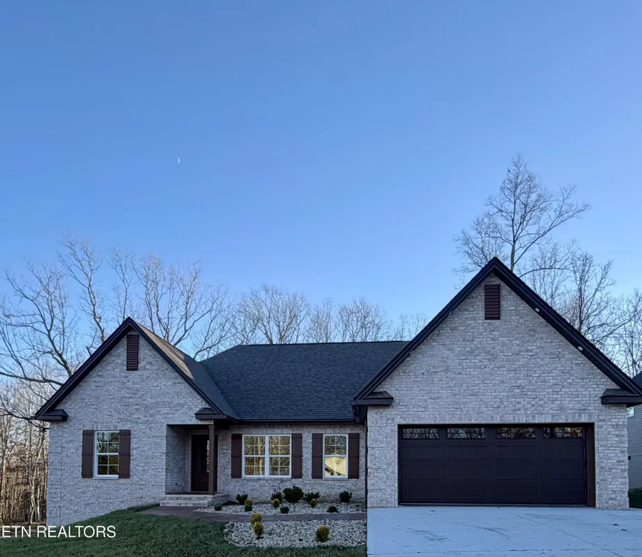 Property Slideshow image 1 of 50 | 630 lakeview dr, Crossville, TN, 38558