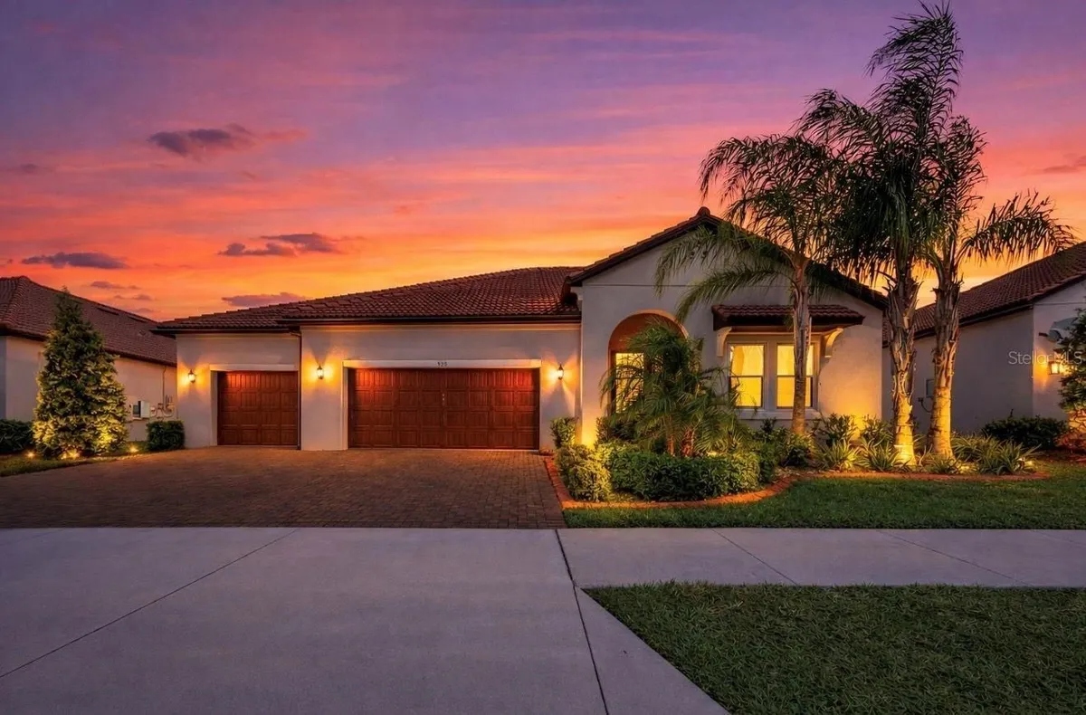 Property Slideshow image 1 of 55 | 5319 windy grove dr, Wimauma, FL, 33598