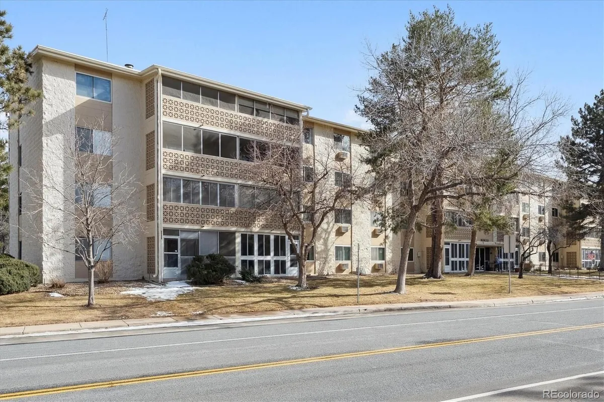 Property Slideshow image 1 of 25 | 3184 s heather gardens way apt 403, Aurora, CO, 80014