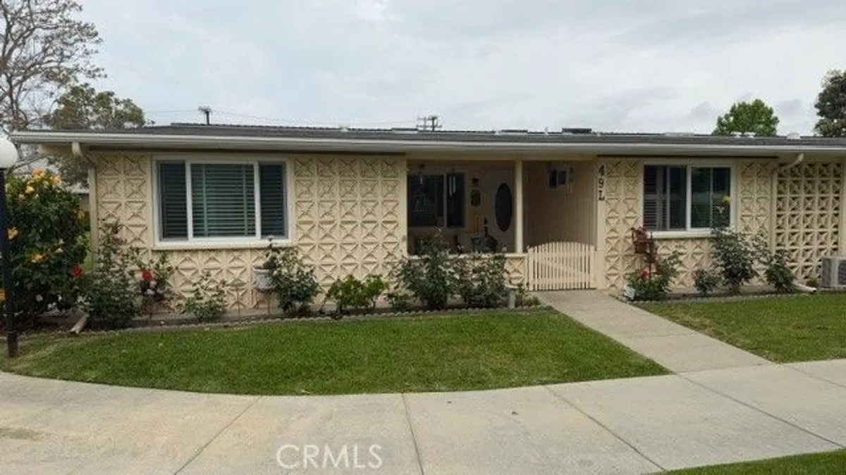 Property Slideshow image 1 of 18 | 13522 el dorado dr 49l, Seal Beach, CA, 90740