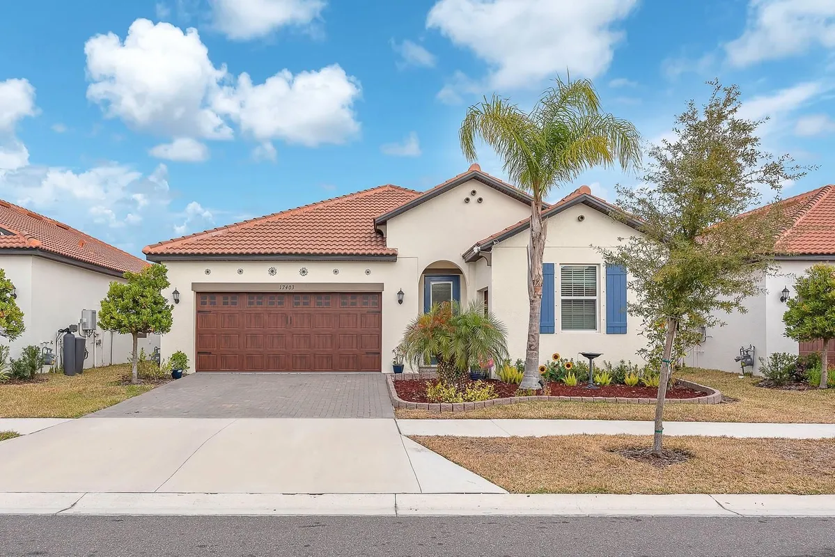 Property Slideshow image 1 of 27 | 17403 holly well ave, Wimauma, FL, 33598