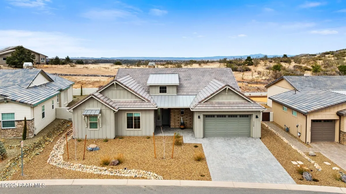 Property Slideshow image 1 of 43 | 1148 s lakeview dr, Prescott, AZ, 86301