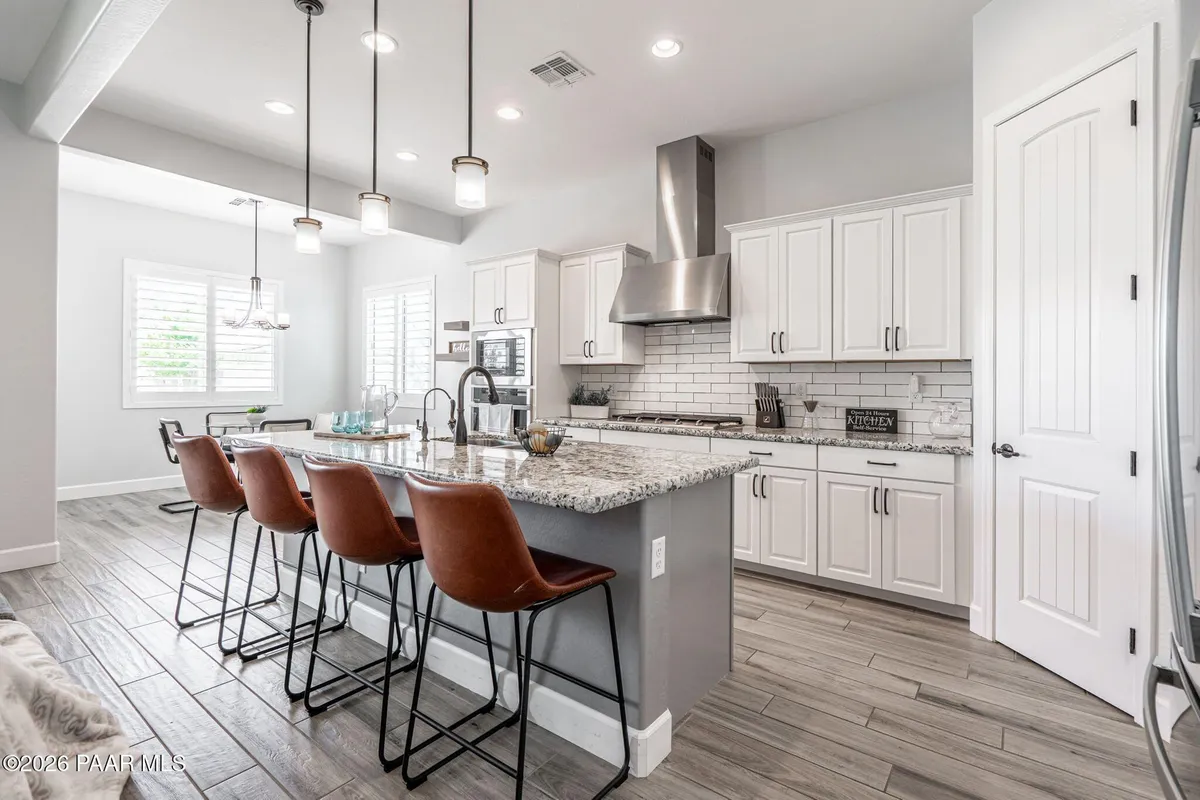 Property Slideshow image 1 of 45 | 7878 e hideaway falls ct, Prescott Valley, AZ, 86315