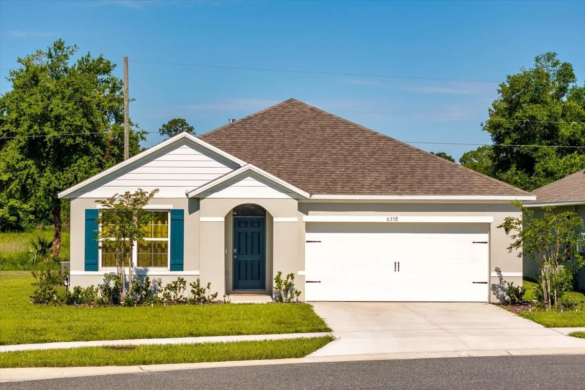 Property Slideshow image 1 of 27 | 6358 sanders grove cir, Okahumpka, FL, 34762