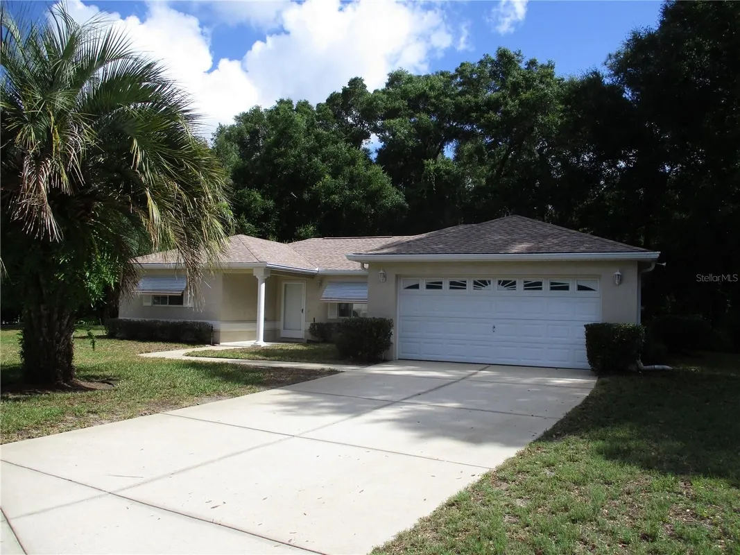 Property Slideshow image 1 of 77 | 15024 sw 112th cir, Dunnellon, FL, 34432