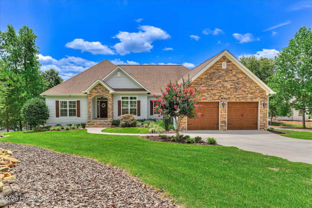 Property Slideshow image 1 of 57 | 139 laurens dr, Mccormick, SC, 29835