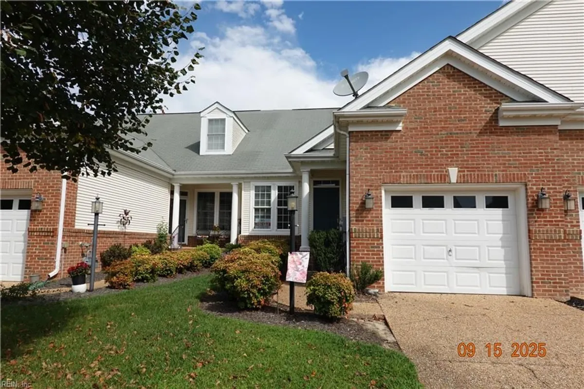 Property Slideshow image 1 of 21 | 4304 keaton ln, Williamsburg, VA, 23188