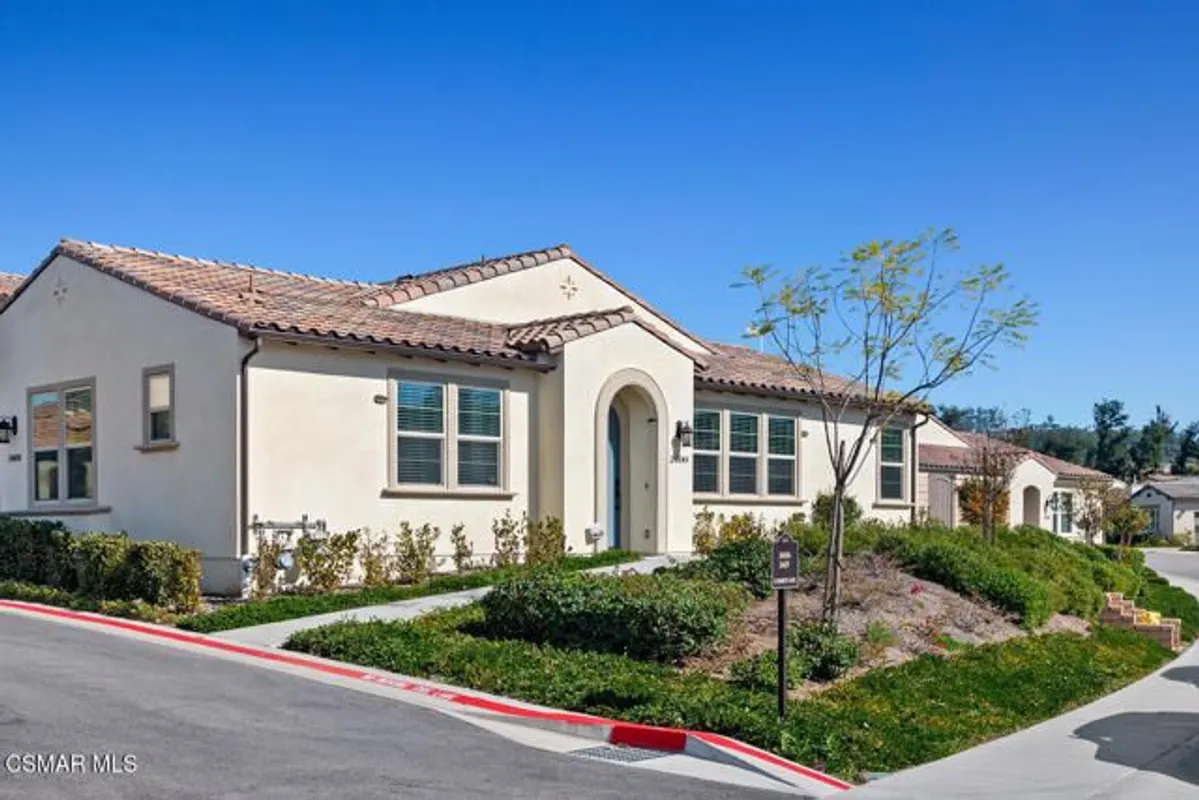 Property Slideshow image 1 of 32 | 2400 conroy ave, Camarillo, CA, 93012