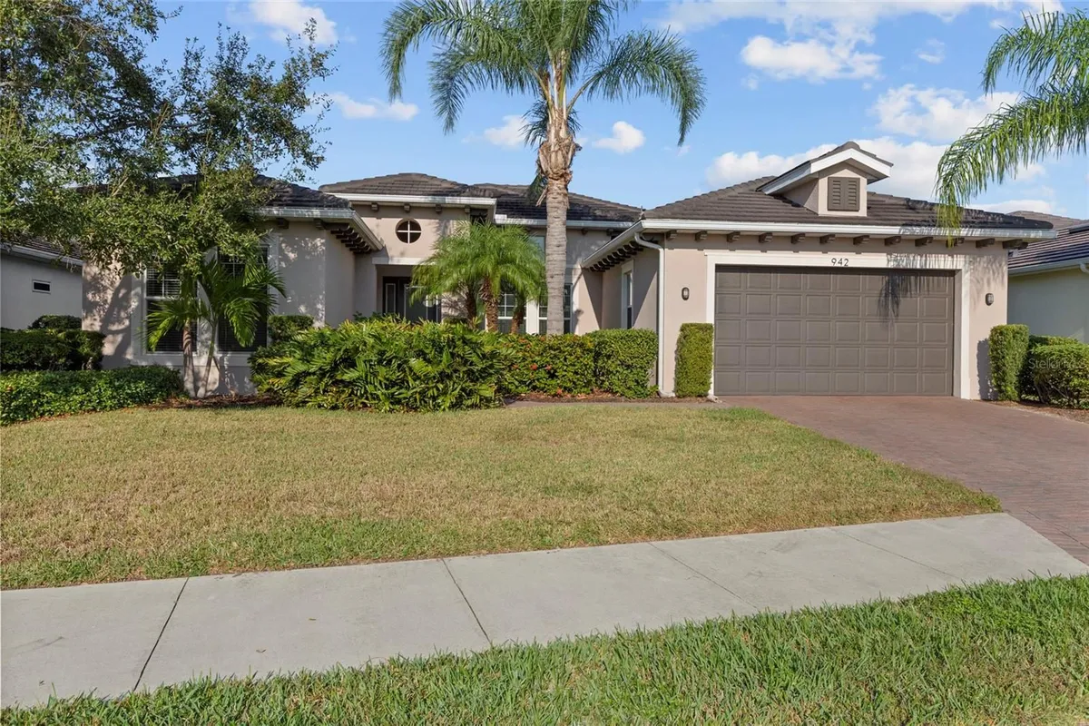 Property Slideshow image 1 of 51 | 942 preservation st, Bradenton, FL, 34208