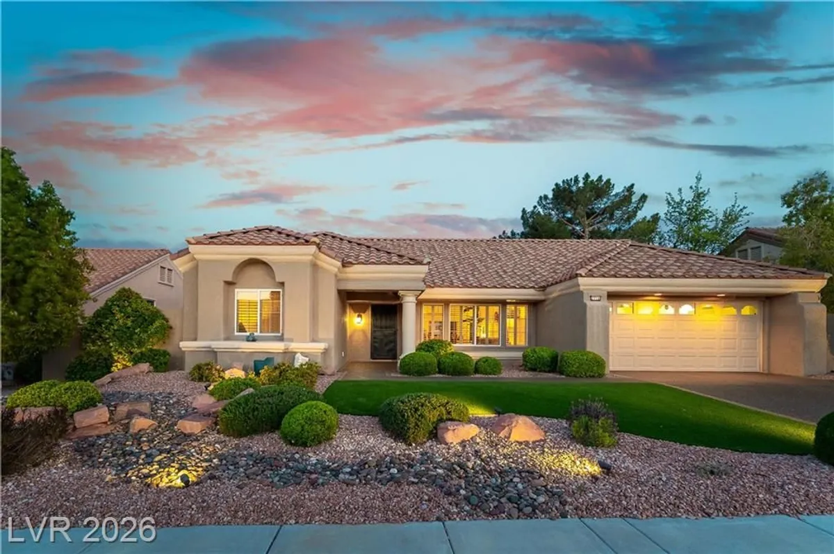 Property Slideshow image 1 of 47 | 2716 tumble brook dr, Las Vegas, NV, 89134