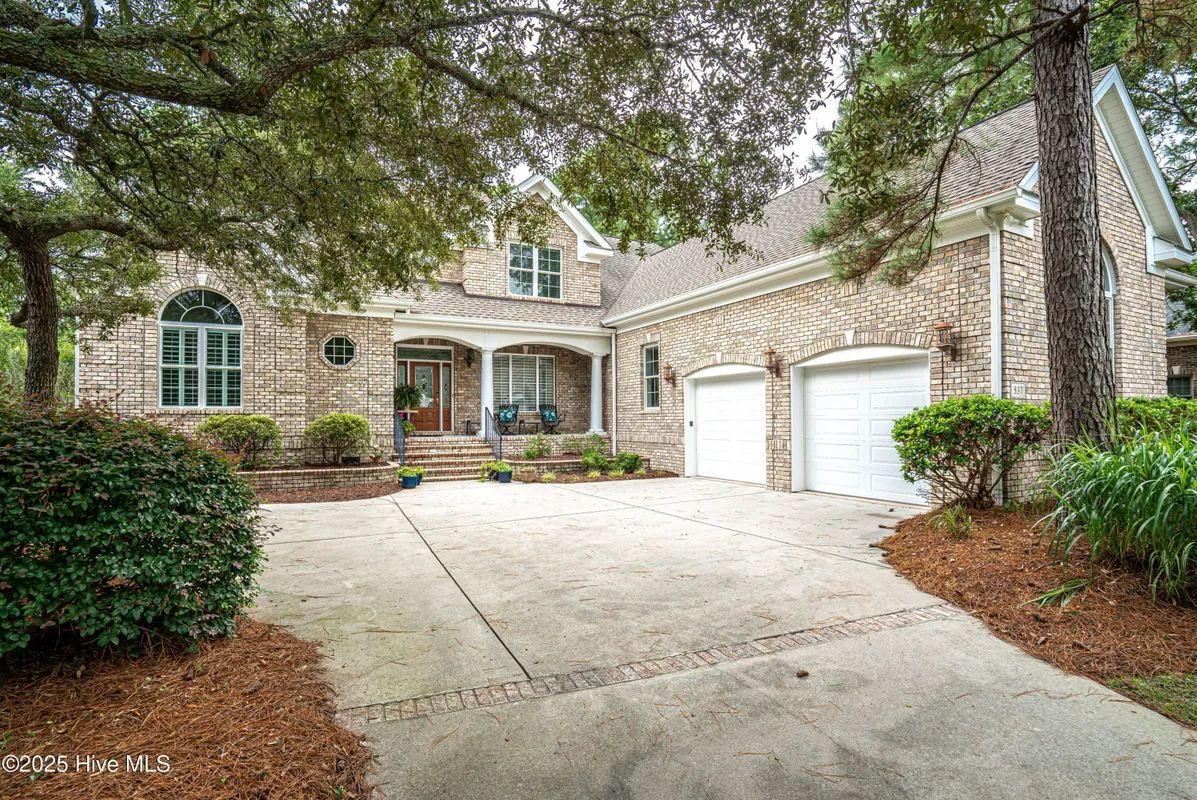 Property Slideshow image 1 of 84 | 537 gladstone cir, Ocean Isle Beach, NC, 28469