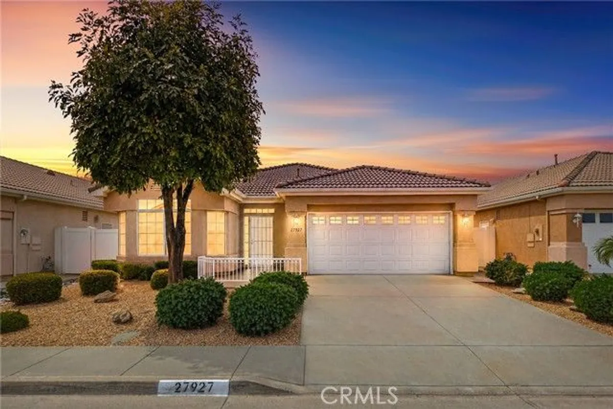 Property Slideshow image 1 of 53 | 27927 blaze ln, Sun City, CA, 92585