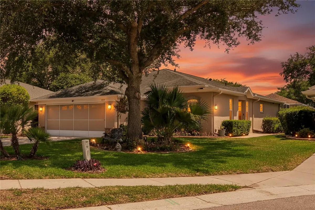 Property Slideshow image 1 of 89 | 4354 burnberry glen ct, Spring Hill, FL, 34609