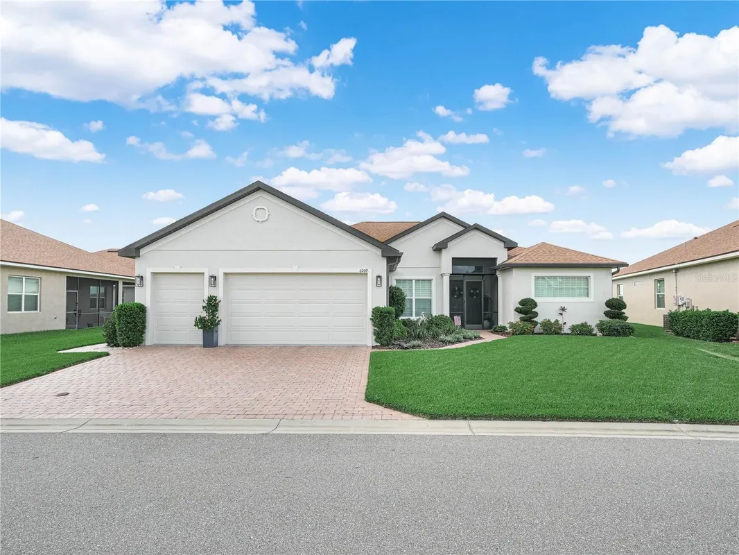 Property Slideshow image 1 of 78 | 6209 pinehurst loop, Winter Haven, FL, 33884