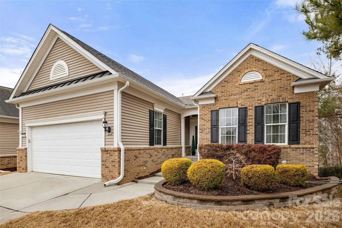 Property Slideshow image 1 of 47 | 10564 bethpage dr, Fort Mill, SC, 29707