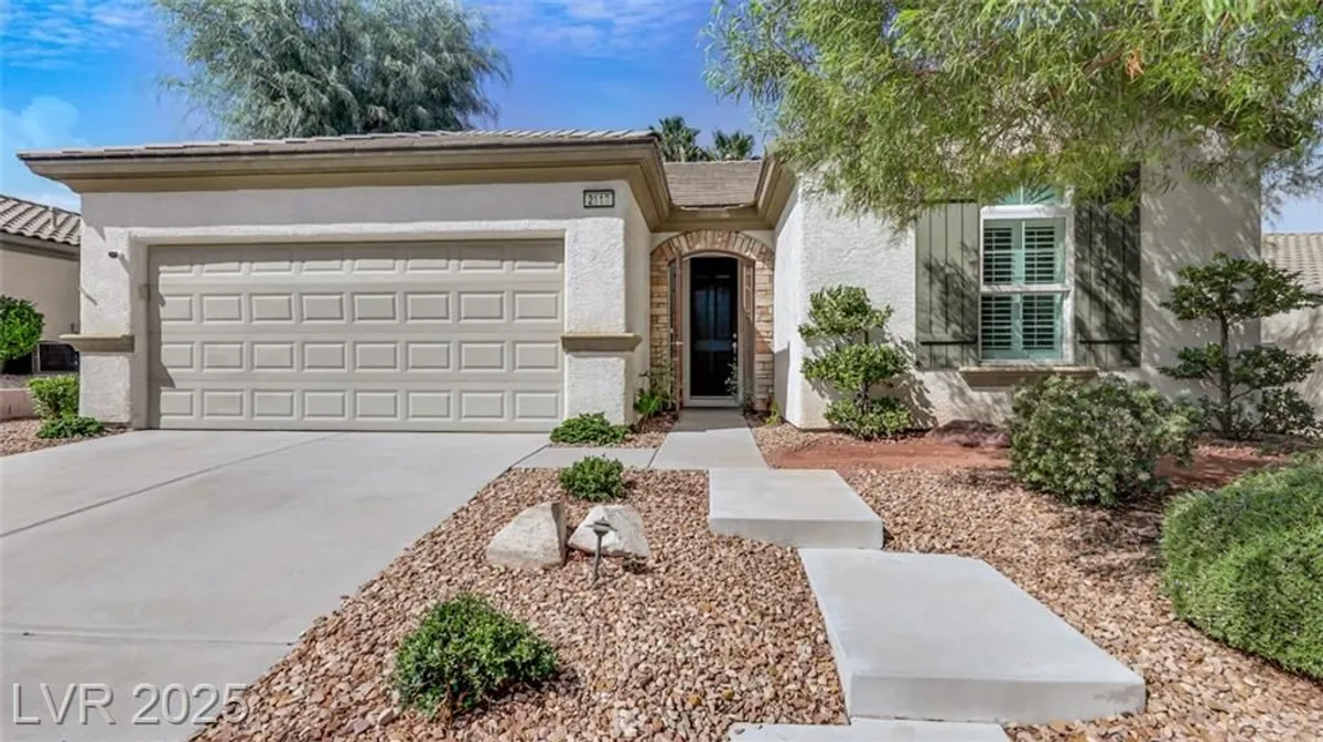 Property Slideshow image 1 of 65 | 2119 burtonsville dr, Henderson, NV, 89044