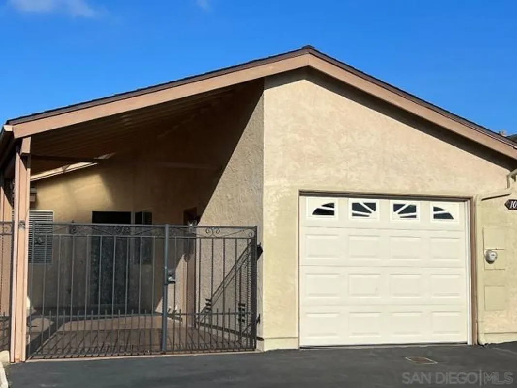 Property Slideshow image 1 of 10 | 1030 plover way, Oceanside, CA, 92057