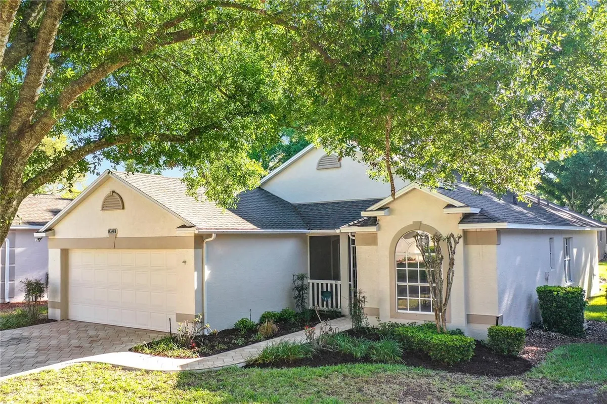 Property Slideshow image 1 of 36 | 3721 doune way, Clermont, FL, 34711