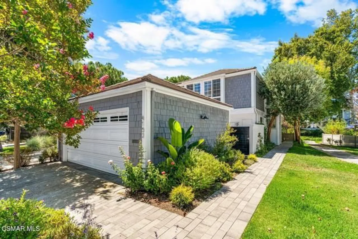 Property Slideshow image 1 of 37 | 4162 beachmeadow ln, Westlake Village, CA, 91361