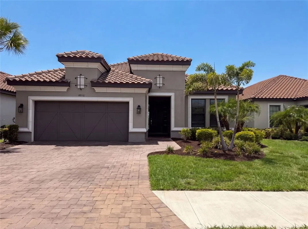Property Slideshow image 1 of 30 | 4516 crestpoint way, Palmetto, FL, 34221