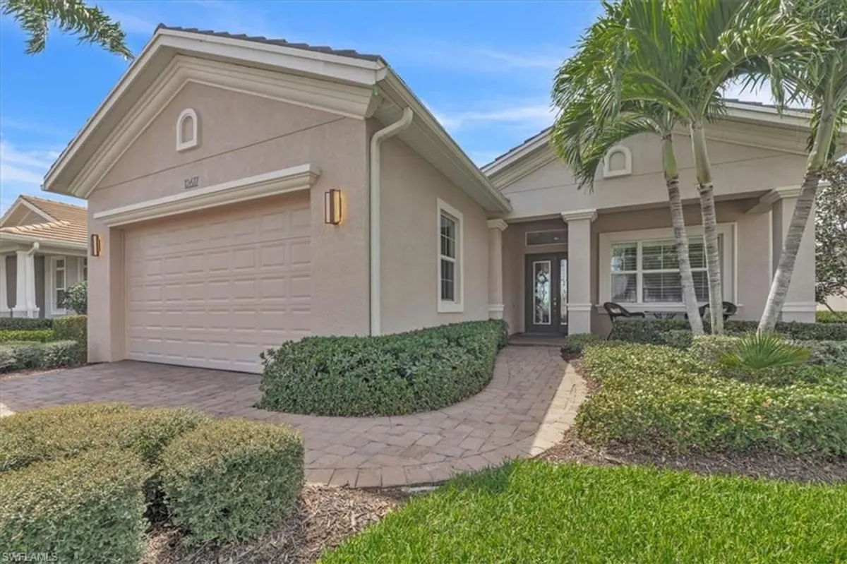 Property Slideshow image 1 of 50 | 12617 fairway cove ct, Fort Myers, FL, 33905