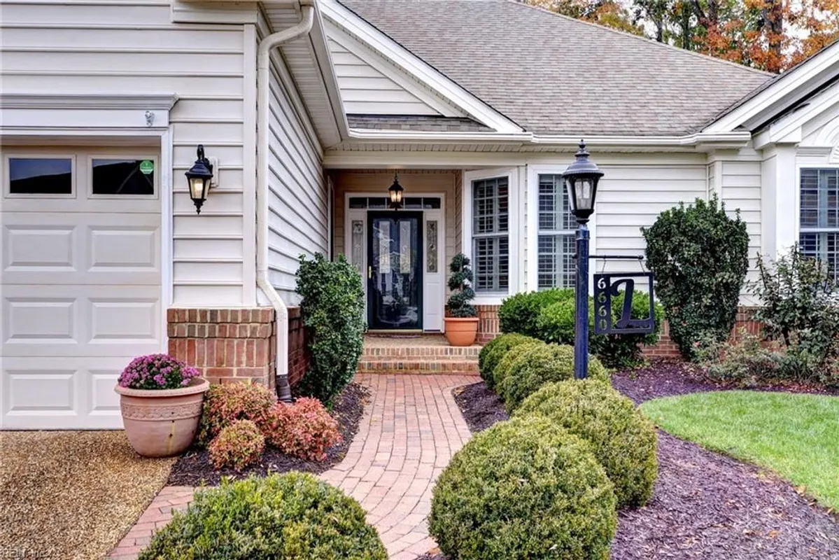 Property Slideshow image 1 of 47 | 6660 rexford ln, Williamsburg, VA, 23188