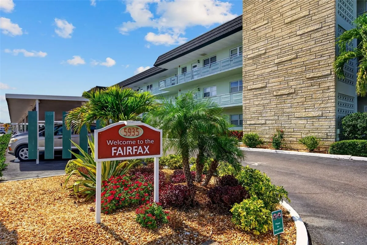 Property Slideshow image 1 of 99 | 5935 30th ave 101, Gulfport, FL, 33707