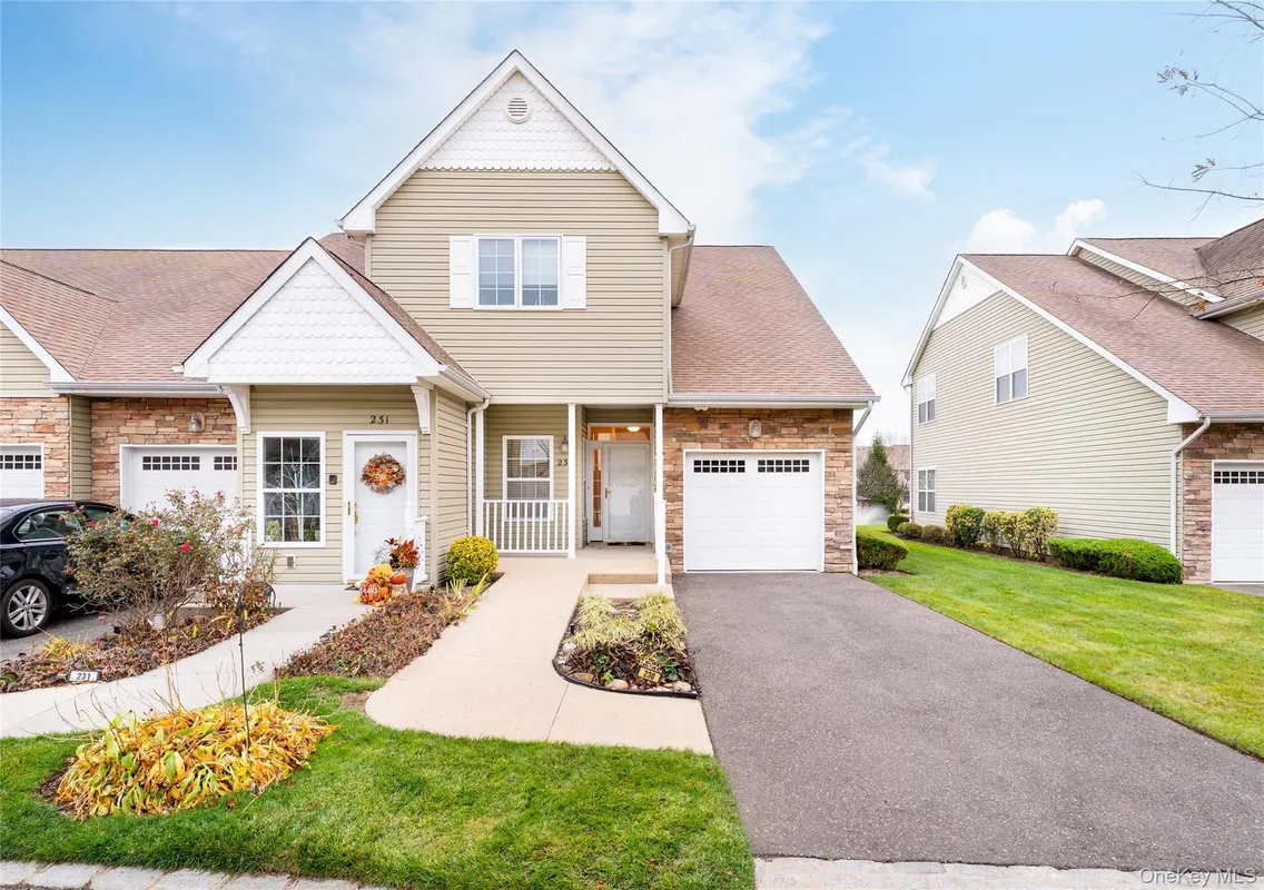 Property Slideshow image 1 of 38 | 230 ira rd # 230, Mount Sinai, NY, 11766