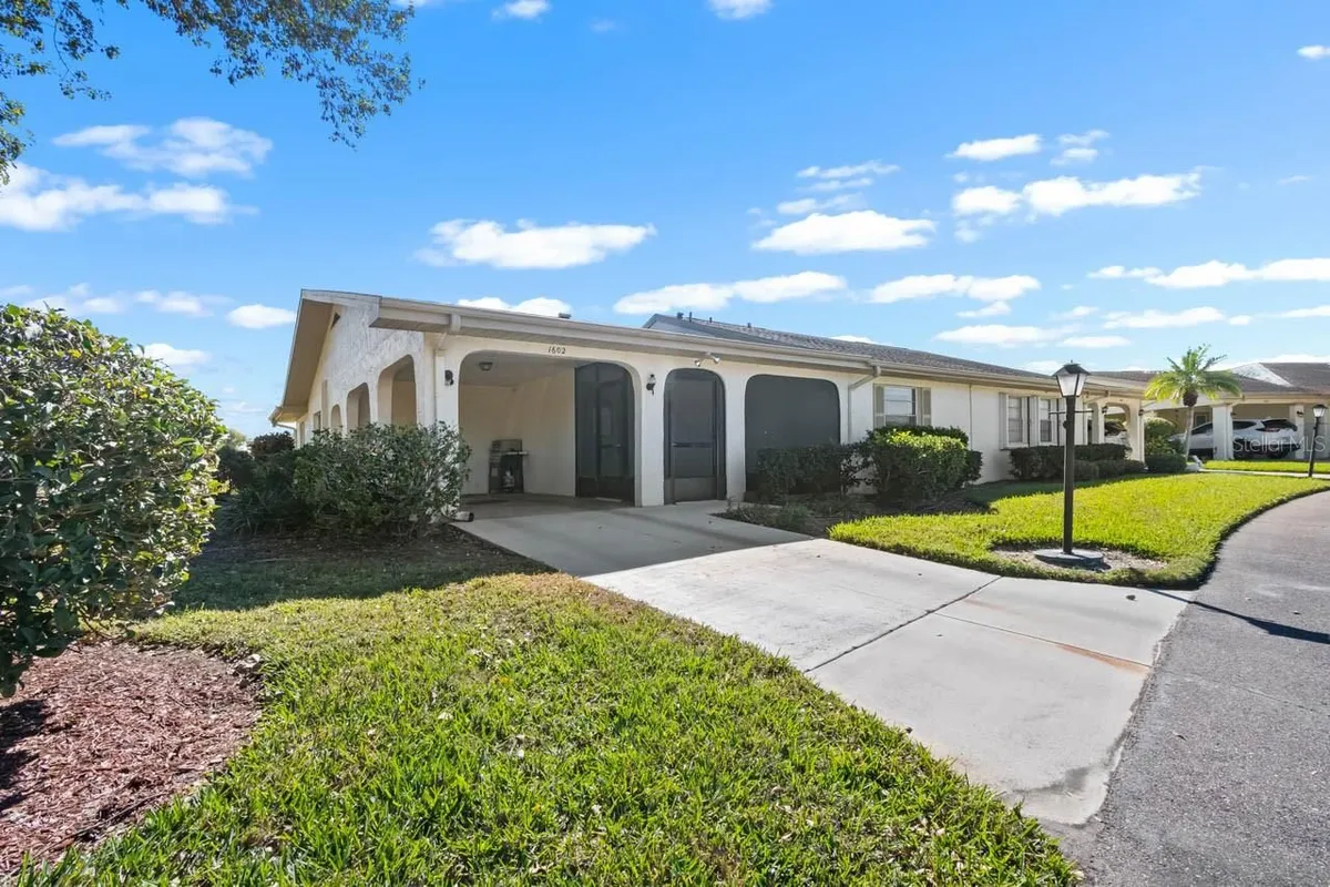Property Slideshow image 1 of 47 | 1602 hovington cir, Sun City Center, FL, 33573