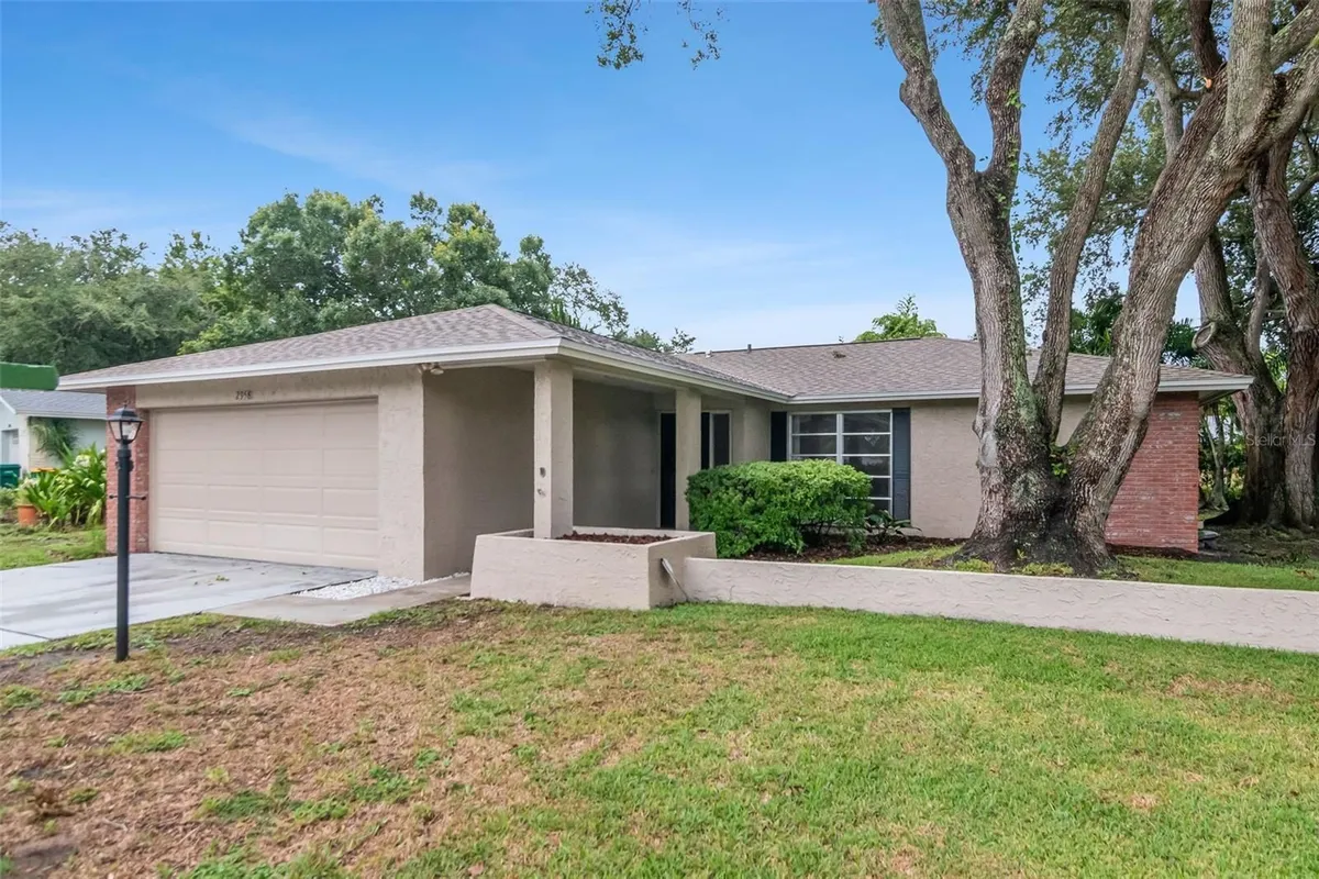 Property Slideshow image 1 of 64 | 2958 dundee dr, Palm Harbor, FL, 34684