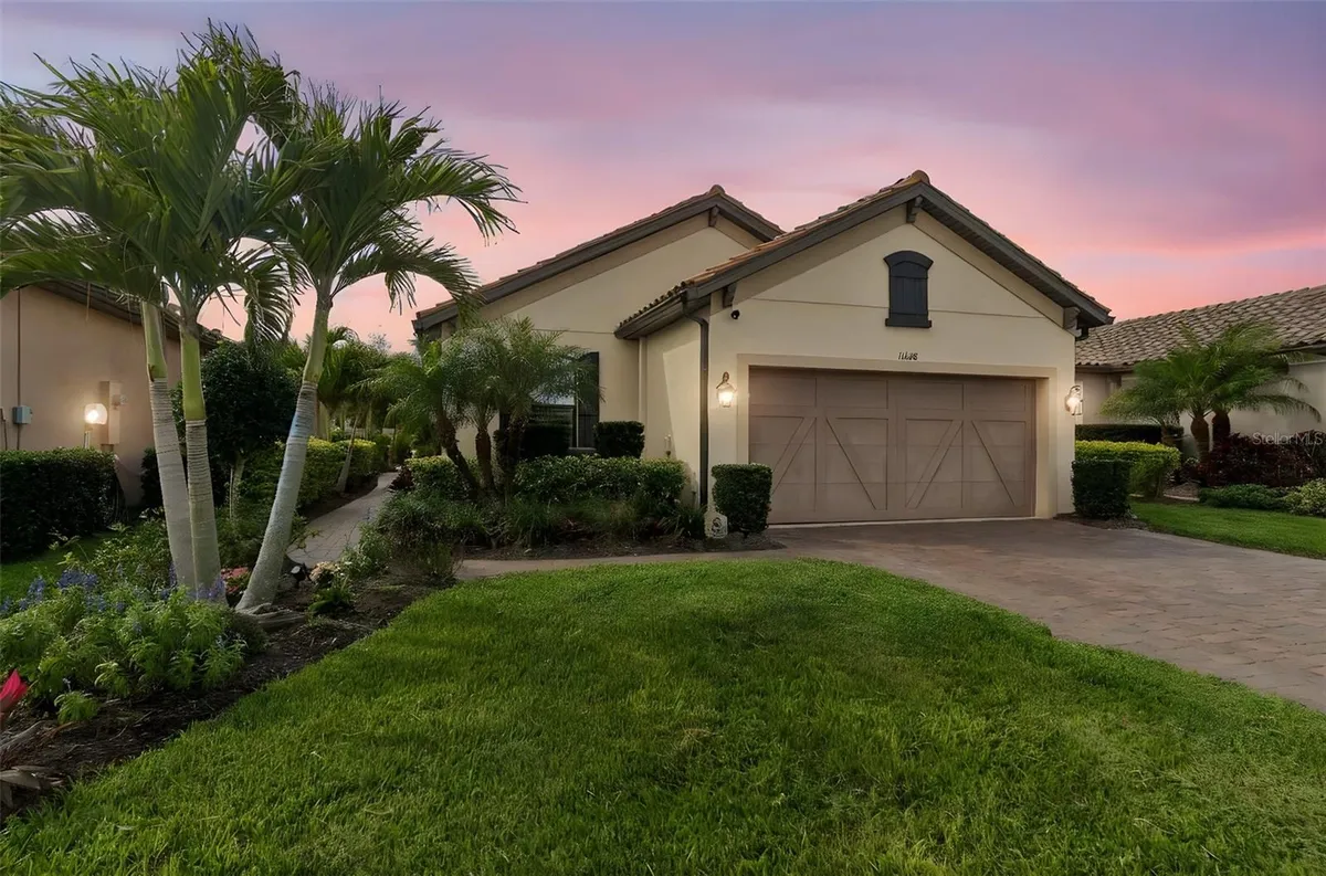 Property Slideshow image 1 of 74 | 11658 callisia dr, Odessa, FL, 33556