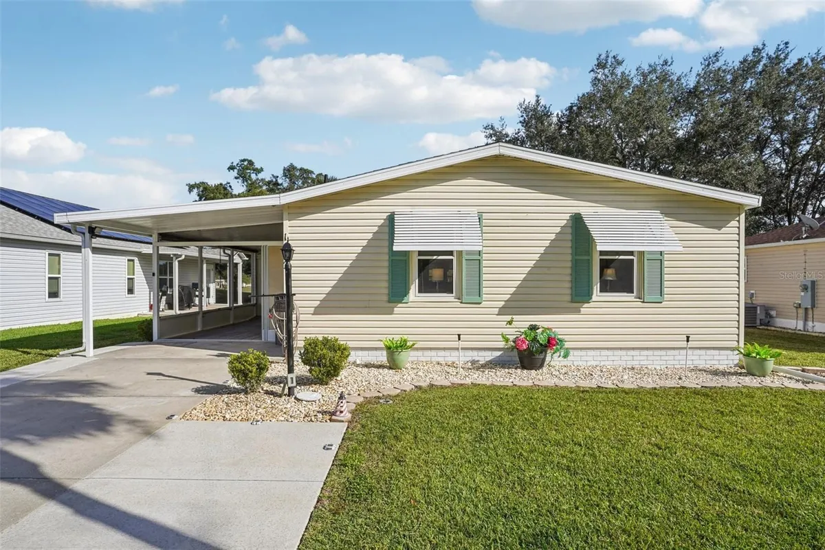 Property Slideshow image 1 of 46 | 1652 w schwartz blvd, The Villages, FL, 32159