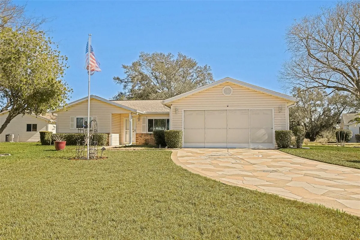 Property Slideshow image 1 of 36 | 10410 se 179th pl, Summerfield, FL, 34491